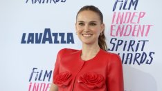 След развода: Натали Портман небрежно-елегантна във фотосесия