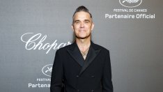 След драстичното отслабване Роби Уилямс иска козметични корекции на лицето