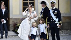 Кралско кръщене: Най-малкият шведски принц вече е християнин