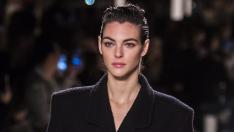 Говори ми с красота - грим тенденции за есента от Chanel и Витория Черети