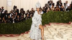 Риана и колекцията ѝ за бельо са оценени на 1 млрд. долара