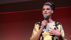 Линда Еванджелиста бори два пъти рак за последните 5 години 