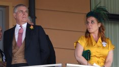 Покрай скандала с принц Андрю, се заговори за минал скандал между Елизабет II  и снаха й