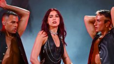 Дуа Липа и Калъм Търнър разпалиха страстите по време на романтична ваканция в Ибиса