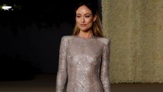 Сексапил ли бе, да го опишеш: Вижте най-горещите „голи“ рокли на звездите през 2022