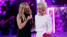 Рита Ора и майка ѝ са като сестри