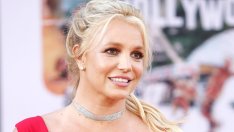 Защо Бритни Спиърс се е отказала да си уголеми бюста?