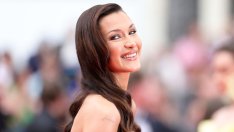 Бела Хадид демонстрира нова прическа в Кан