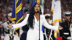 Деми Ловато набира средства за хора, борещи се с психични проблеми