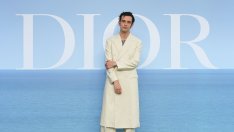 Ексгаджето на Тейлър Суифт Мати Хийли се сгоди за модел