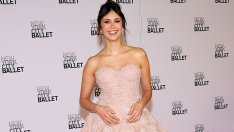 Шон Уайт, може само да съжаляваш – Нина Добрев демонстрира перфектно тяло по бански