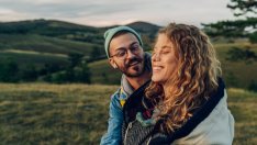 8 знака, които дискретно показват, че мъжът е привлечен от вас