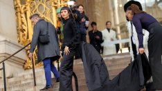 Нова година, нова прическа - Зендая с драматична промяна в Париж