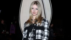 Дъщерята на Гуинет Полтроу, Епъл, с дебют в модата