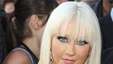 Кристина Агилера ще е кучка. И пред сина си