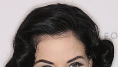 Дита Фон Тийз се къпе с голи танцьорки