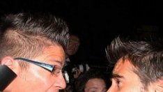 Колин Фарел побесня и се нахвърли върху папарак