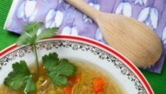 Здрави и силни с лучена супа