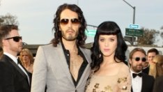 Кейти Пери подарява Бентли от любов