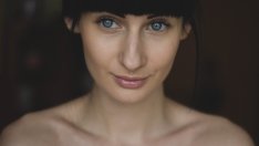 Това, което трябва да знаем за бръчките и акнето по женската кожа