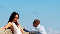 Когато гаджето ревнува дори и от приятелките ви