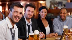 Американците сплотяват колектива на по бира