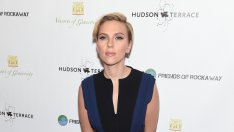 Скарлет Йохансон се е омъжила на тайна сватба?