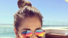 Черил Коул посрещна Коледа на топло