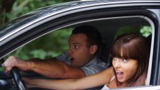 Точно какво си мисли той в 7 от най-важните моменти от вашата връзка