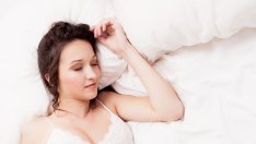 Бременните жени, които спят по гръб, могат да родят мъртво дете