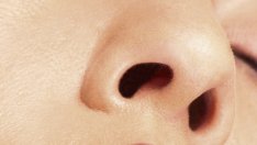 Сбогом, напукани устни!