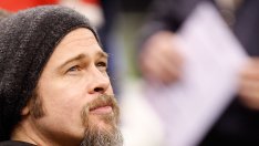 Брад Пит купи мотор на Мадокс