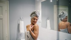 Лоши навици по време на душ, които да избягвате