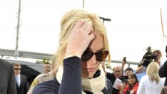 Линдзи Лоън под домашен арест