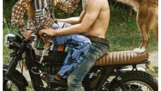 Чарли Хънам – гол до кръста за Vogue