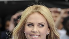 Чарлийз Терон няма доверие на прекалено самоуверените хора