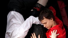 Трябва ли да се захващаме с тези мъже?