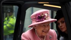 Най-сетне: Кралицата за първи път само с Кейт на официално събитие