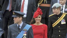 Кейт Мидълтън блесна в червенo на Диамантения юбилей на Kралицата