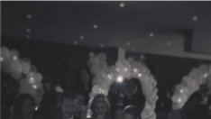 Леонардо ди Каприо организира парти за Риана