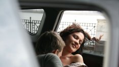 Защо си струва да му свалите панталоните на първа среща