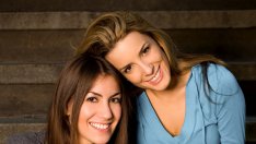 Може ли вашата най-добра приятелка да засегне любовния ви живот?