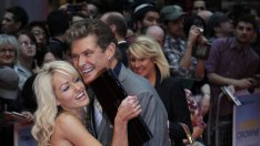 Гаджето на Хаселхоф преспала с Енрике