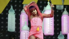 Лили Алън остана сама, мъжът ѝ си събра багажа