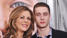 Том Ханкс и Рита Уилсън се сдобиха с чернокожа внучка