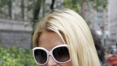 Парис Хилтън дебютира като диджей (видео)