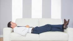 Защо хората, които спят следобед са по-продуктивни