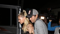 Анна Курникова и Енрике Иглесиас са си още заедно