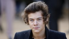 Хари Стайлс сваля и Майли Сайръс