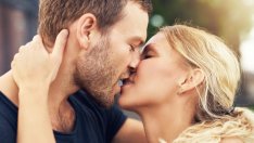 Зависи ли целувката от зодията? Според астролозите – да